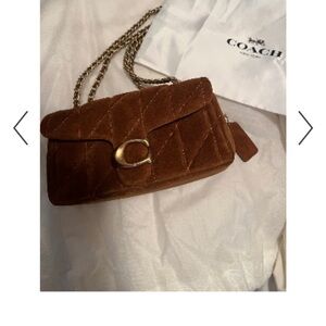 Coach quilted warm brown tabby 26